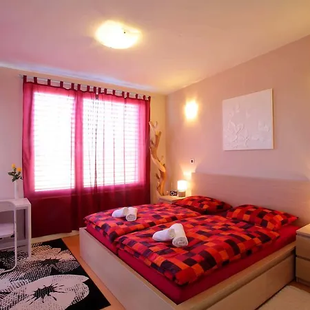 Golf Villas *