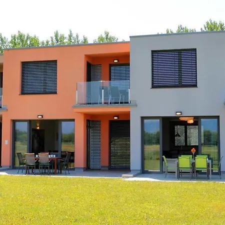 Golf Villas